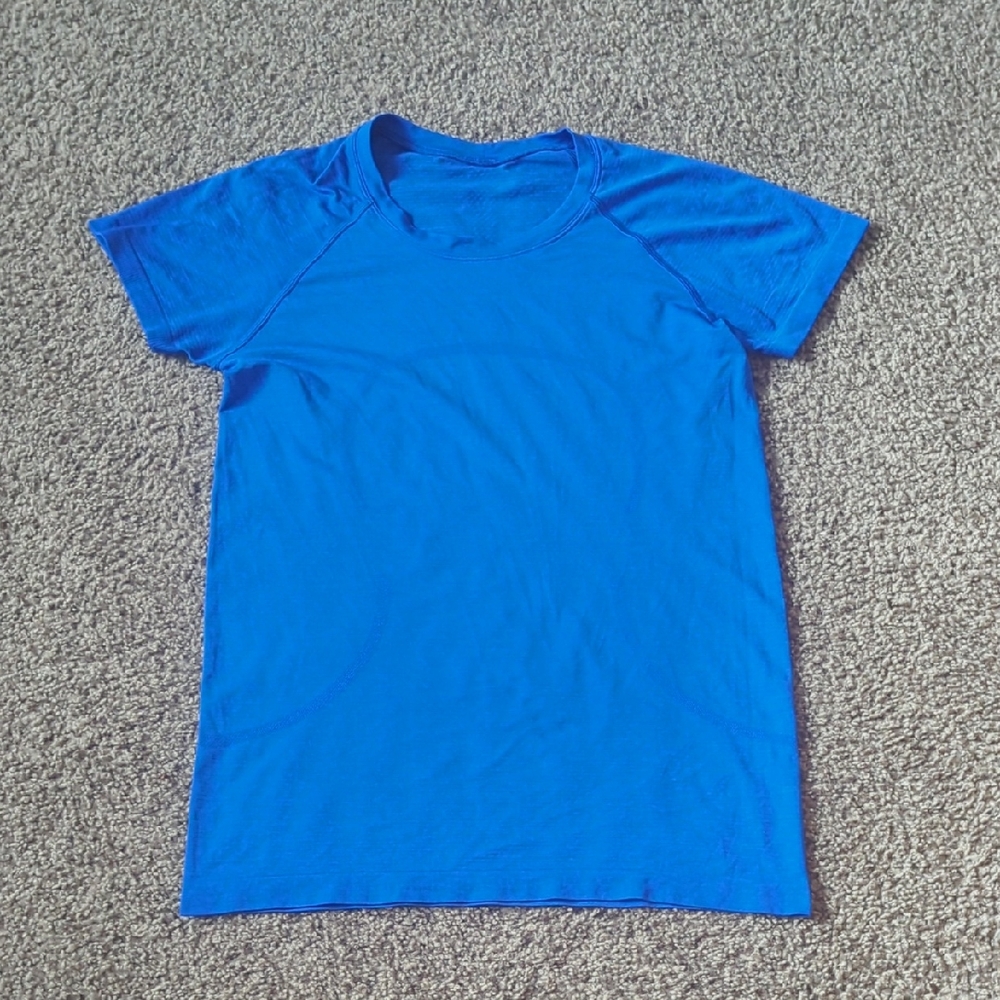 lululemon athletica Vibrant Blue Short Sleeve Tee